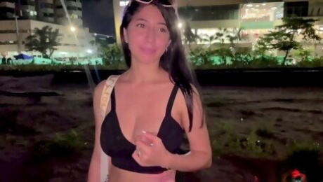 I found this busty Colombian whore and I left her vagina full of milk