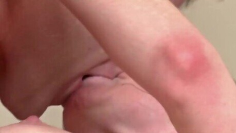 Dainty Veronica Snow at mature scene